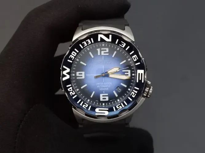 relógio seiko 5 scuba diver - automático modelo: 4r35aa/8 - edição limitada