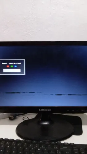 Monitor Samsung com defeito
