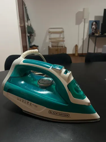 Ferro de passar Black and Decker FX3060 220v