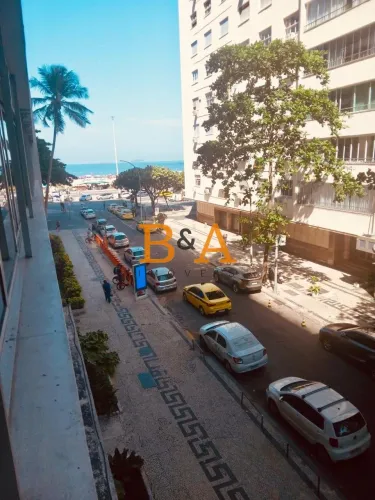 Apartamento exclusivo de 328m² com suíte master, elevador privativo e 2 vagas em Copacaban
