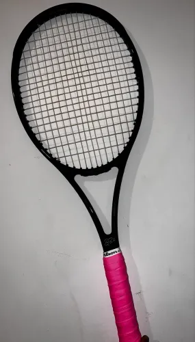 Raquete PRO STAFF RF97 v11.0 WILSON Autografada