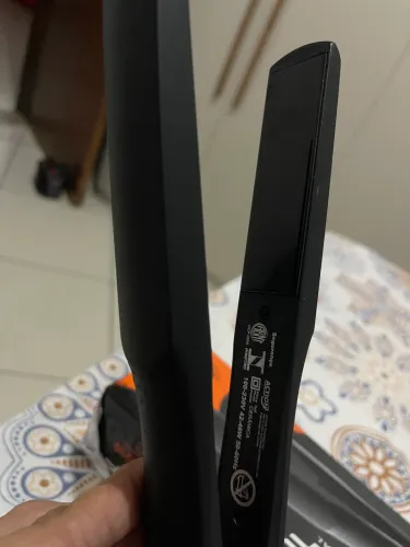 Vendo Prancha de Cabelo Taiff NOVA