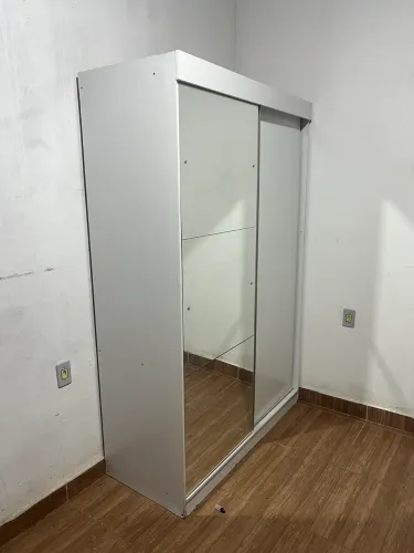 Guarda Roupa