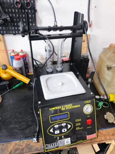 Máquina de limpeza de bicos de injeção