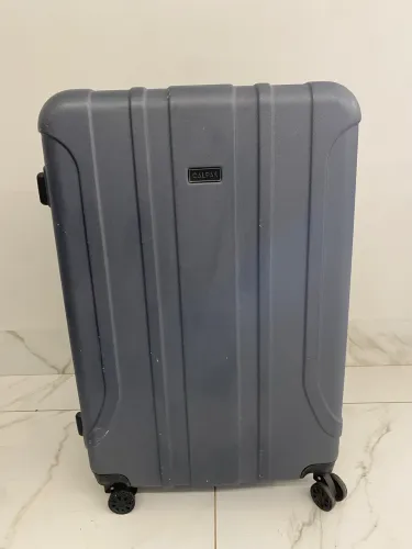 Mala grande importada CALPAK ótimo estado