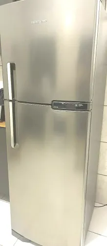 Geladeira Semi Nova Brastemp