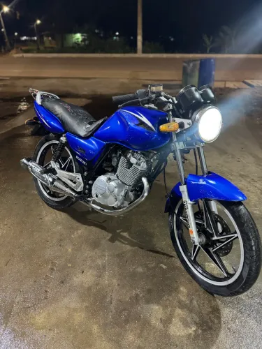 Suzuki Yes na partida de leilão