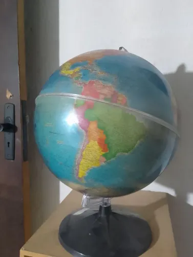 GLOBO TERRESTRE GIRATÓRIO