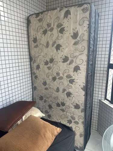 Cama solteiro