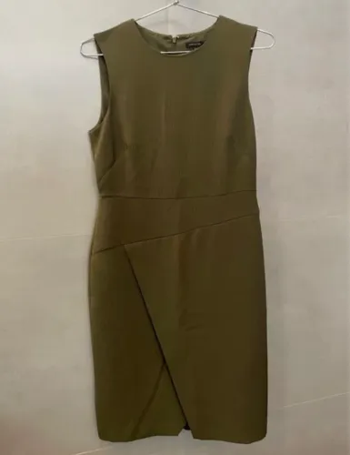 Vestido Midi Verde - Tamanho M
