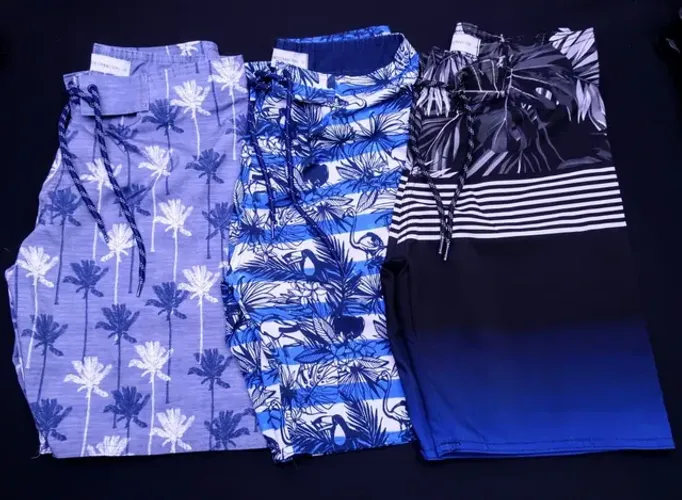Kit 3 bermudas tactel infantil tamanho 10 praticamente novas