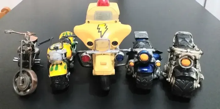 Coleção de Motos Decorativas