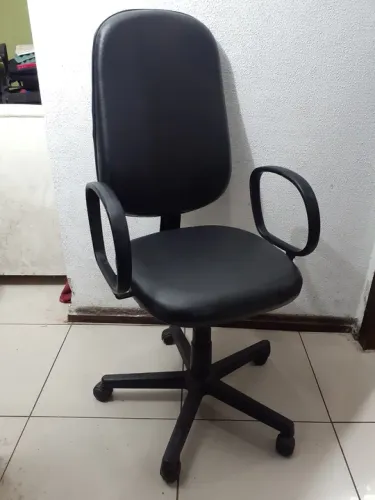 Cadeira Presidente de Escritório 