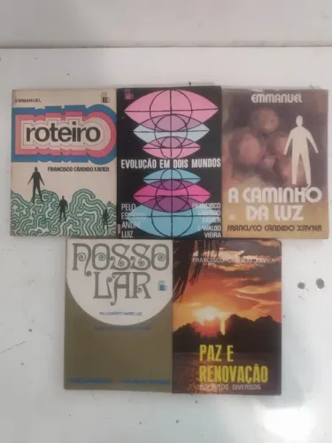 Trinta e oito livros do tema espiritismo