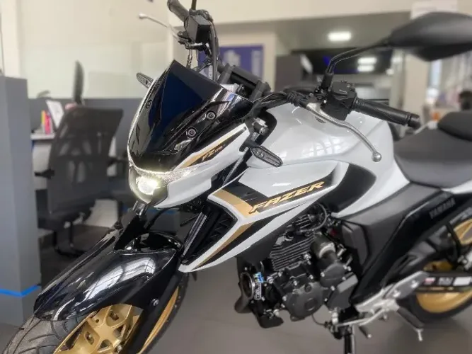 FZ 250 CONNECTED - MOTO 0KM COM PRESENÇA OLX BLACK  MELHOR PREÇO DO ANO!!