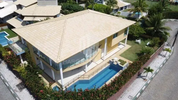Casa em Guarajuba, Litoral Norte da Bahia há dois minutos da praia andando.
