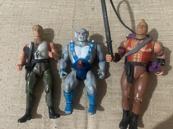 Rambo e Thunder Cats: bonecos 