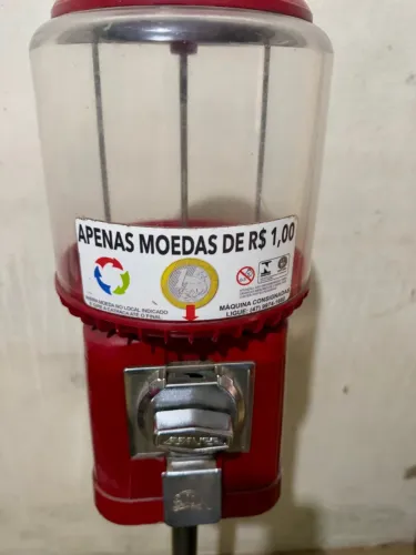 Máquina Beaver bolinha pula pula - R$1,00