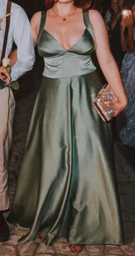 Vestido de tafetá Verde - Luxo e Elegância