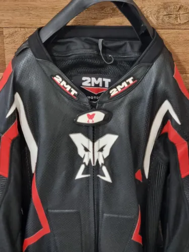 Macacão Motociclista 2MT profissional - NOVO em Couro