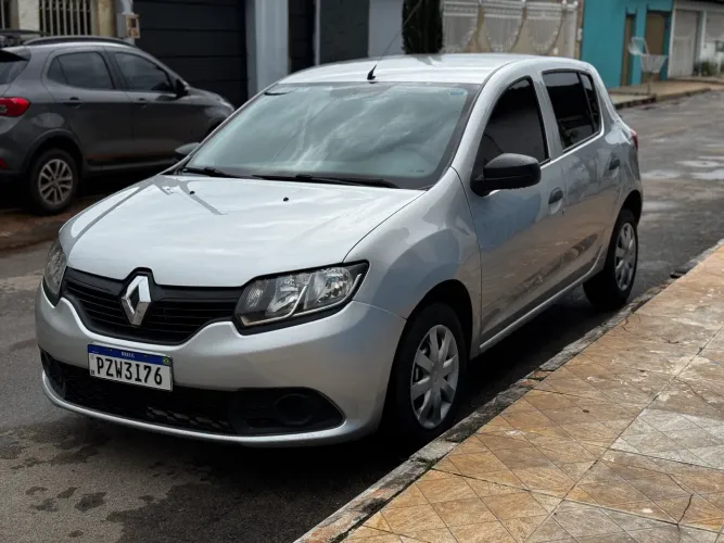 Renault Sandero Authentique Flex 1.0 12V 5P 2018