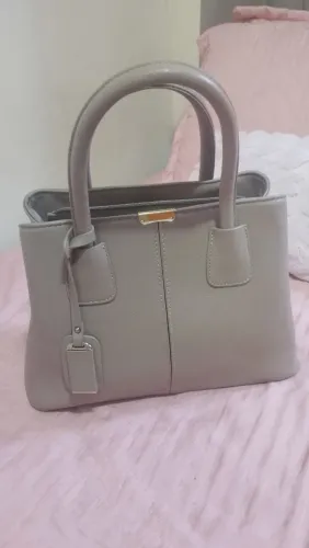 Bolsa de mão elegante em tom neutro - Shein