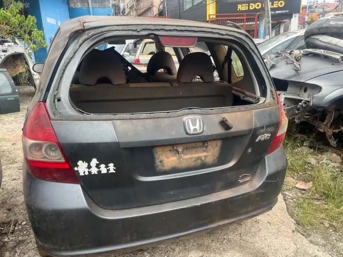 Tampa Traseira Honda Fit ano 2005/2006 Original