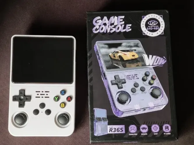 R36S Game Console