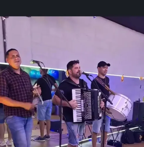 FORRÓ PÉ DE SERRA 