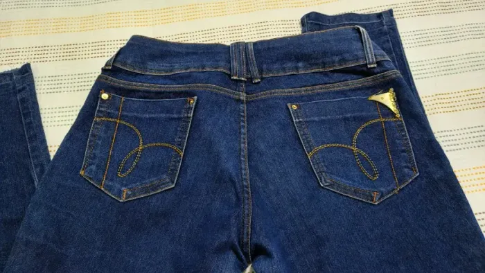 Calça Jeans Skinny Modeladora - Tam 44- Marca All Denim