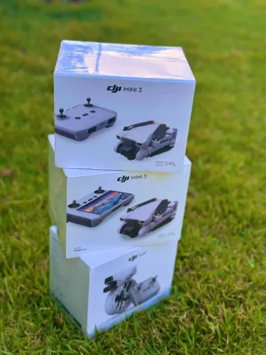 OPORTUNIDADE - DRONE MINI 3 COM TELA E SEM TELA E DJI FLIP - TODOS LACRADOS - PARCELO