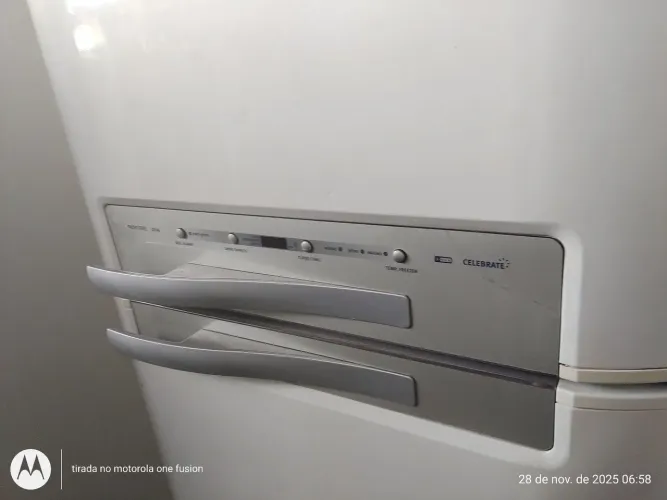 REFRIGERADOR ELECTROLUX DF 46