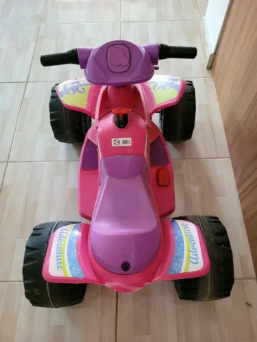 Moto elétrica pra criança