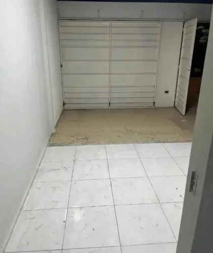 CASA A VENDA NO GUAMÁ/ KM