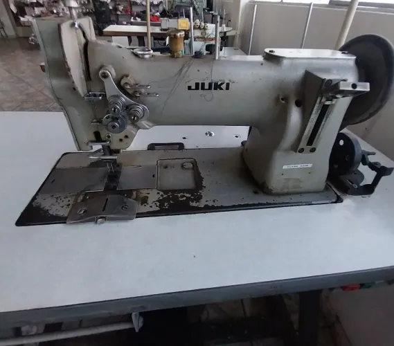 Maquina de costura pespontadeira industrial juki