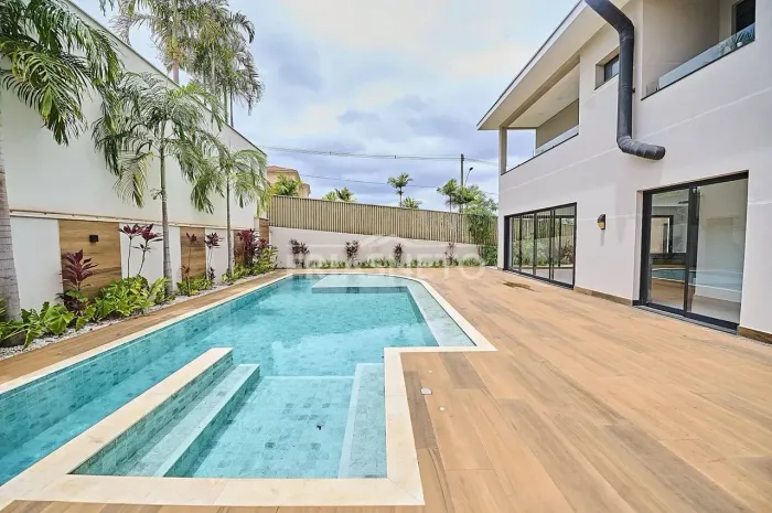 Casa à venda no Condomínio Alphaville