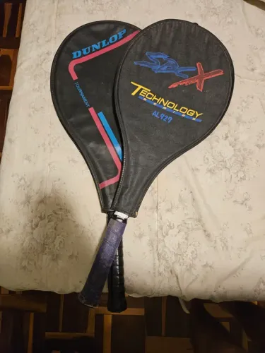 2 Raquetes de Tênis - Dunlop e Technology