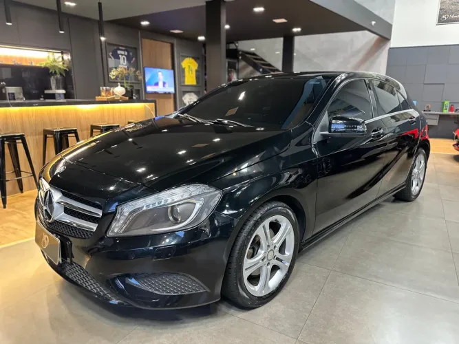 Mercedes-Benz A-200 A 200 1.6 Turbo 2015