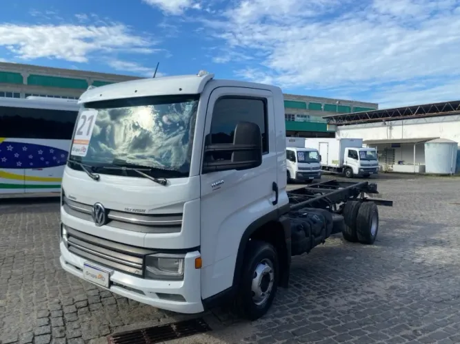 Volkswagen 11180 4x2