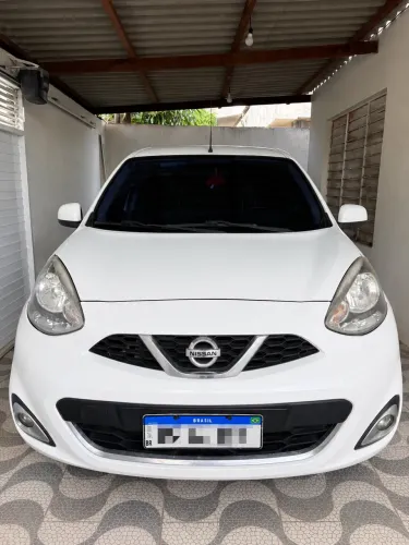 Nissan March SV 1.0 12V Flex 5P 2015