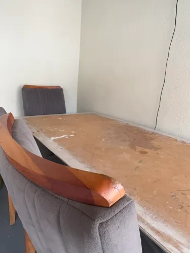 Mesa de Jantar 6 Lugares + Cadeiras Estofadas - Sem tampa de vidro