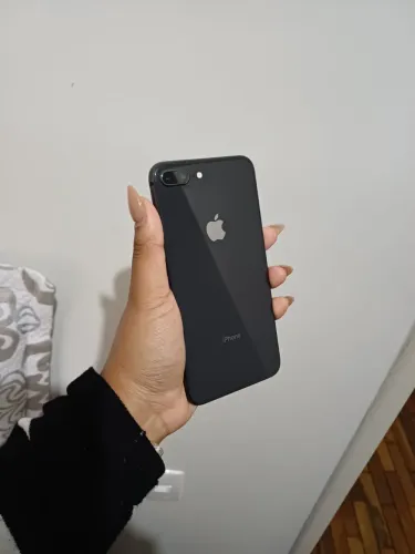 iPhone 8 Plus 64gb