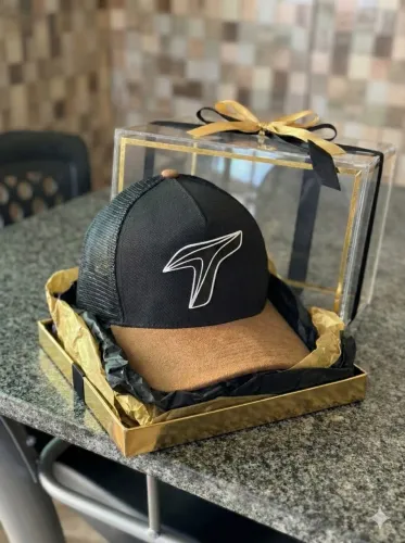 Boné Toyolex Toyota Original - Trucker Preto e Caramelo