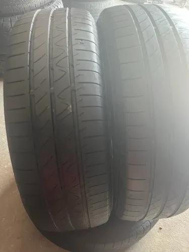 Pneus 195/65/15  pirelli $200 cada