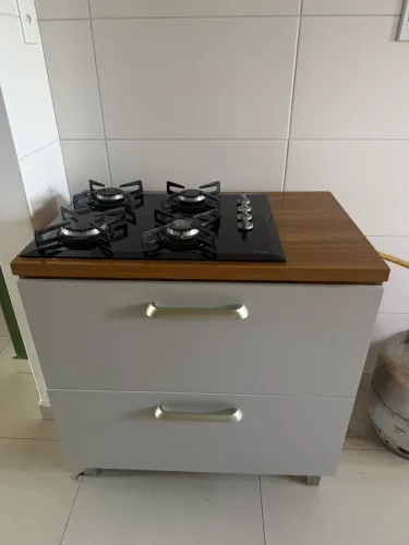 Cooktop Philco + armário paneleiro Nesher