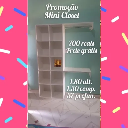 Mini closet 