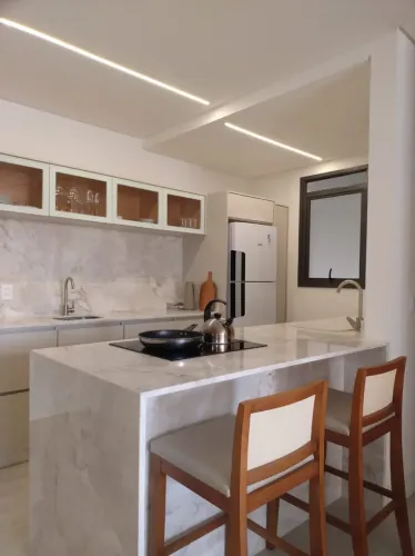 APT 2 SUITES