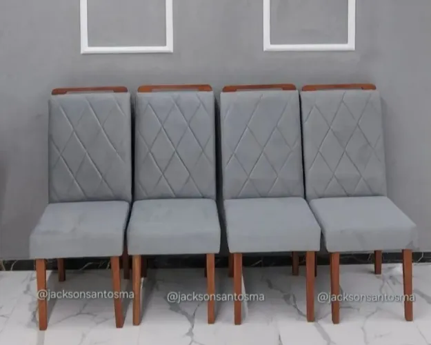 Conjunto de 4 cadeiras Acolchoadas luxo