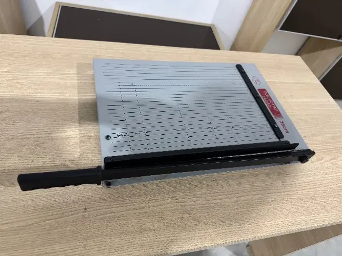Gilhotina Facão Lassane corte 36cm (360mm)