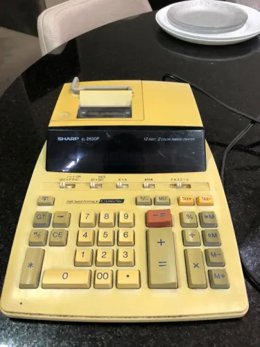 Calculadora de Mesa com Impressora ? Sharp EL-2630P